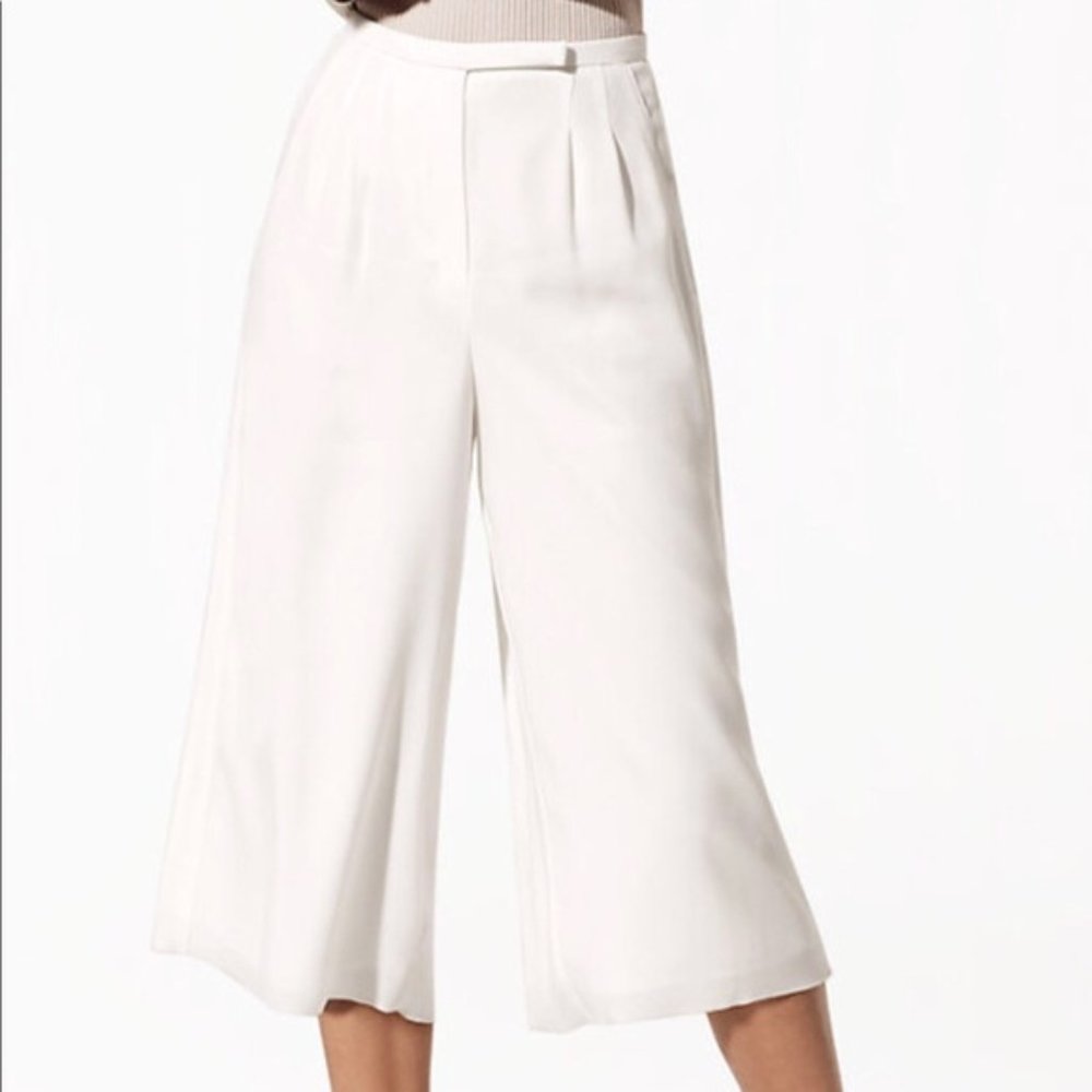 NEW Aritzia Lazarus Culottes. White. Size 00